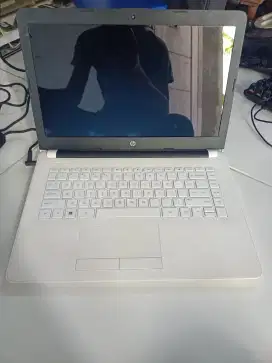 Laptop hp 14 Amd E2-900e