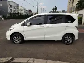 Honda Freed 2015 Bensin
