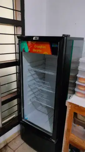 RSA chiller show case