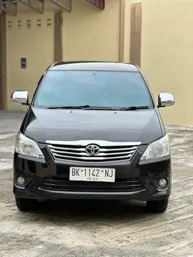 Toyota kijang innova 2.0 G at matic 2012