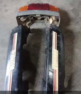 Lampu belakang yamaha lawas