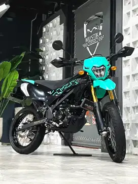 Stok tinggal 1‼️KLX SM 150 2023. DANNY Mustika Motoshop Sulfat