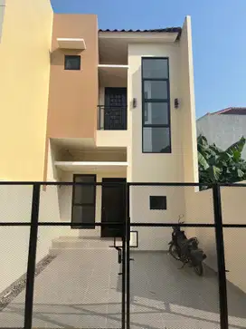 I Dijual rumah siap huni daerah metland puri