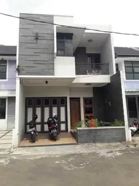 Dijual Rumah Minimalis, Lux, Strategis, Bebas Banjir di Cisaranten