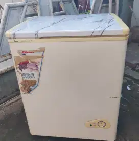 Di jual frizeer 100 liter siap pakai