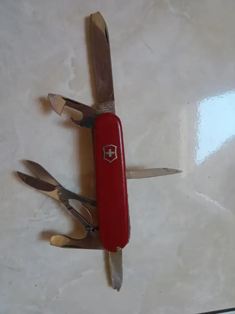 JUAL Pisau Lipat Victorinox merah Ori