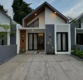Rumah bebas banjir dekat stasiun depok
