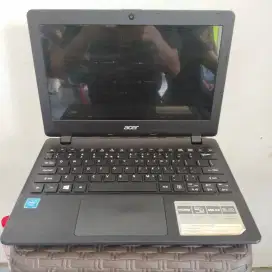 JUAL NOTEBOOK ACER ES1-131-C4Z1 INTEL CELERON N3060 RAM2GB HDD500GB