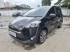 Pajak Panjang - Toyota Sienta 1.5 V Bensin-AT 2017
