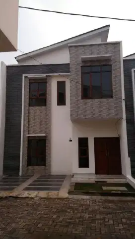 Rumah 2Lantao Pondok Aren Strategis Area Bintaro Tangsel