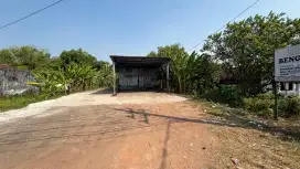Tanah Strategis 1.032 m² (SHM)  Cocok untuk Investasi & Usaha