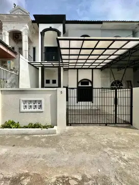 RUMAH 2 LANTAI DAERAH SUNGGAL SMA N 15