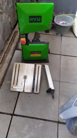 Mesin Bandsaw 8inch