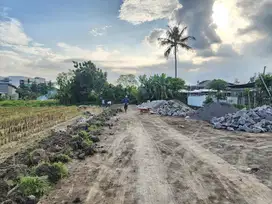 Tanah Kavling Strategis di Banyuraden Indah 2, Dekat Jl. Jogja-Wate