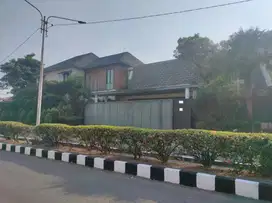 Rumah Kupang Indah Terawat Siap Huni Ada Swimming Pool