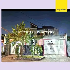 Dijual rumah gayung sari barat surabaya