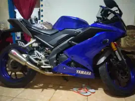 Dijual motor R15 tahun 2022 pajak mati 3thn