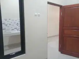 Dijual Rumah 2 lt  bisa buat Usaha di Harapan Indah bekasi