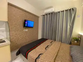 Disewakan apartemen harian Green Pramuka City