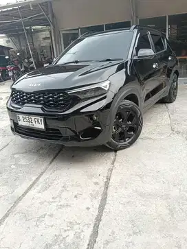 Kia Sonet premiere iVT 2023