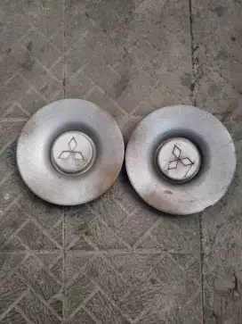 Center dop roda ban mobil