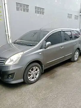 Jual Nissan Grand Livina Facelift XV 1.5 AT 2012