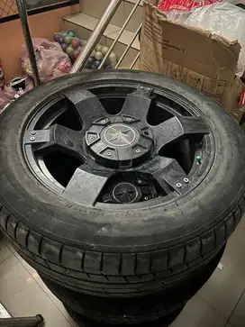 Jual velg R20 dengan Ban 285/50 R20