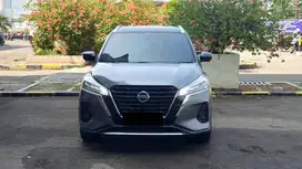 Nissan Kicks E Power Hybrid AT Abu 2022 NIK 2021 Like New Low Km