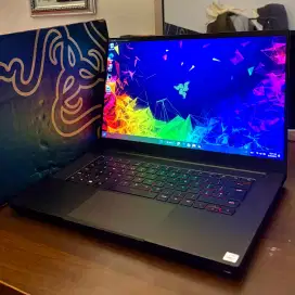 Laptop Razer i7 RTX 2070 240hz 32gb Fullsett blade SSD Core TT laptop
