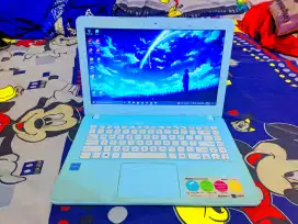 Laptop Asus x441s body mulus banget