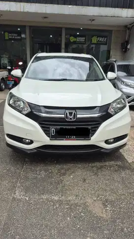 Dijual Honda HRV 1.5 E CVT 2015