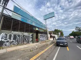 DIJUAL TEMPAT USAHA LOKASI STRATEGIS DI JL. GEDONG KUNING