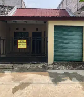 Di jual rumah dalam komplek griya indah Serpong BISA NEGO