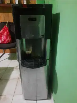 DISPENSER GALON BAWAH SHARP
