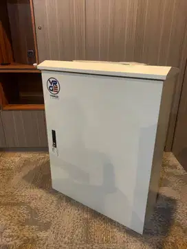 Box Panel 100 x 80 x 30