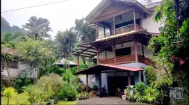 Dijual Villa Thymi Lokasi Strategis di Cisarua Bogor