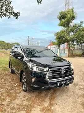 Innova 2.4 V luxury automatic