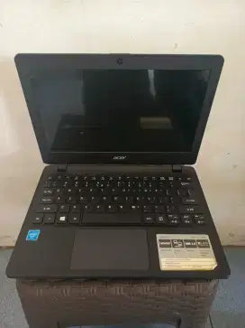 JUAL NOTEBOOK ACER ES1-131-C4Z1 INTEL CELERON N3060 RAM2GB HDD500GB