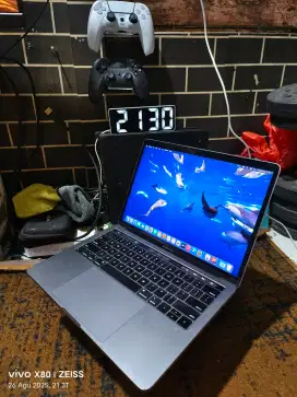 MacBook Pro 2019 Touchbar Mulus Normal Bisa TT Pastinya