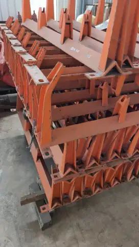 Braket Conveyor.