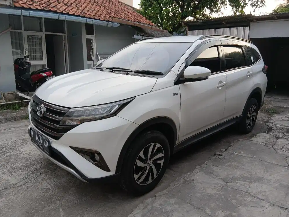Jual Pemakaian Pribadi Rush 1.5 G A/T Tangan Pertama Dari Baru