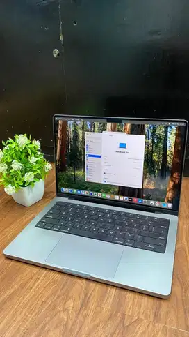 Macbook Pro 14-inch M1 Pro / 16GB / 512GB 2021 Muluss