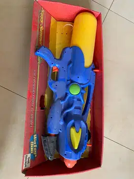 Water gun anak2 pistol air