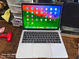 MacBook Air 2019 Normal Siap Pakai