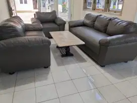 Sofa ruang tamu mewah