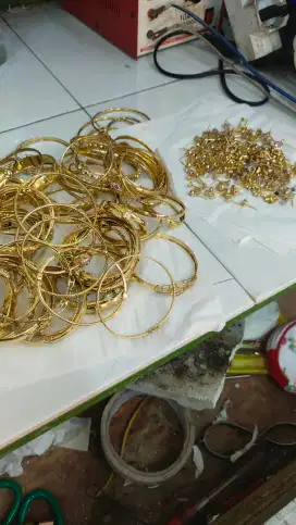 Terima jual emas dan berlian