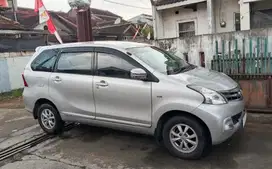 Toyota Avanza Tahun 2015 Tipe G Manual