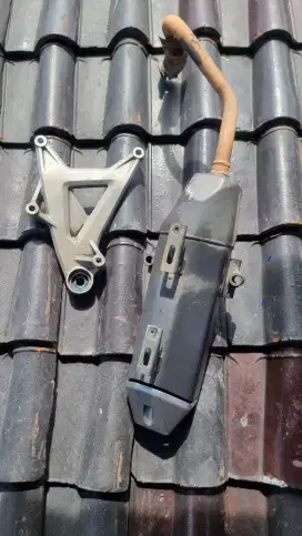 KNALPOT + ARM VARIO LED NEW