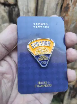 Antik pin bros ecuador vinca soledad mulus siap tempel topi tas jacket