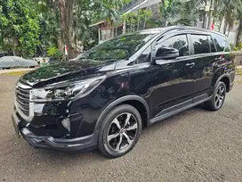 Innova Venturer 2021 diesel tangan 1 dr baru